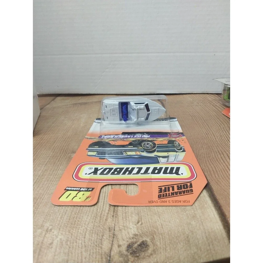 1999 Matchbox Police Launch Boat #80 Fire Rescue Series
